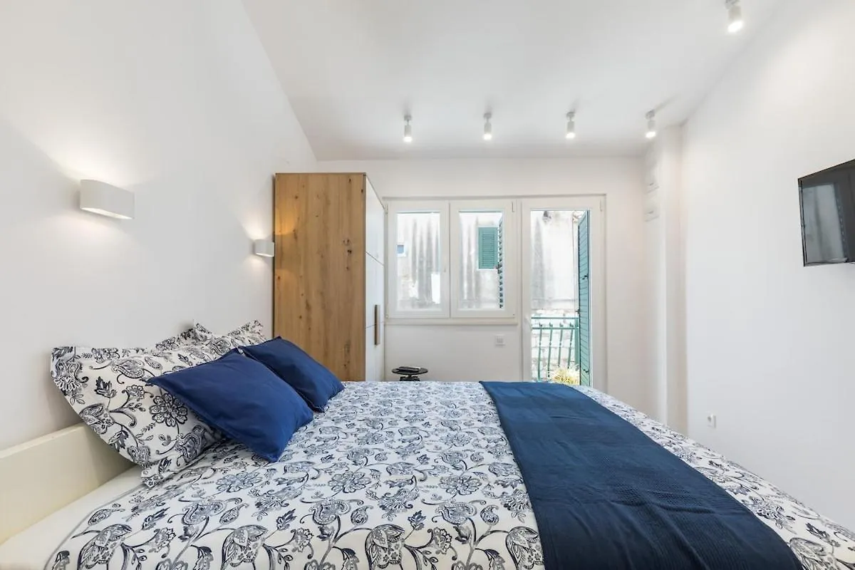 Luxury Apartment In Old Town Center With Sea View 0*, Split Croatia