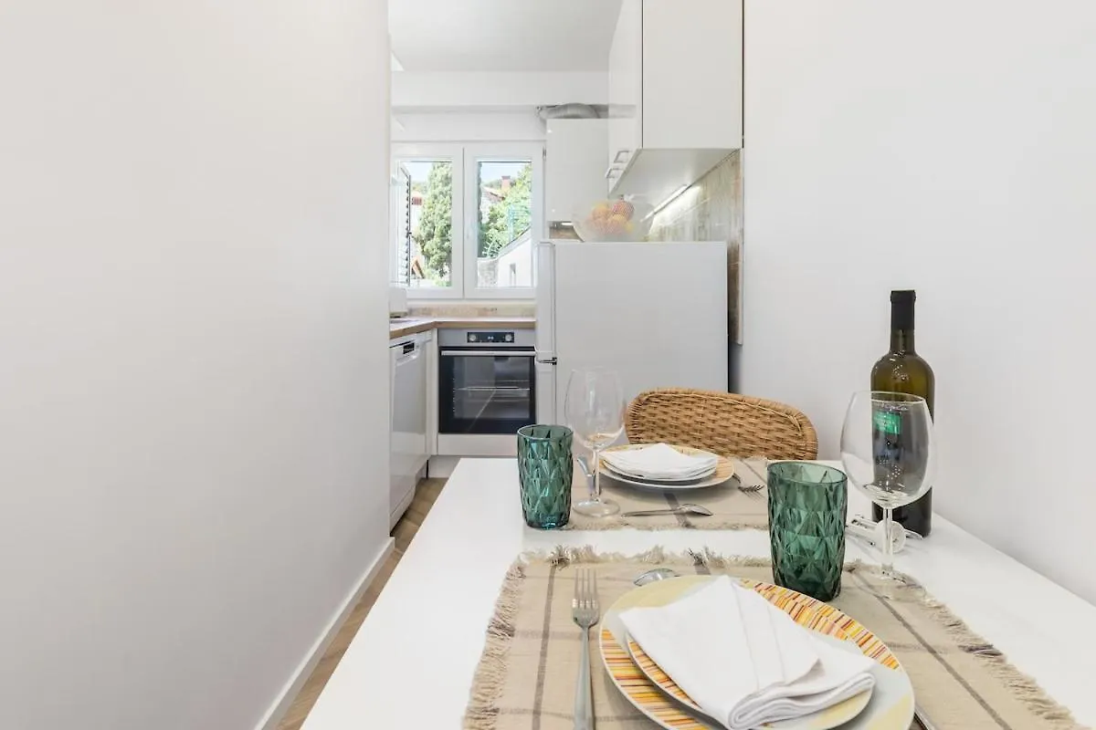 Luxury Apartment In Old Town Center With Sea View Split