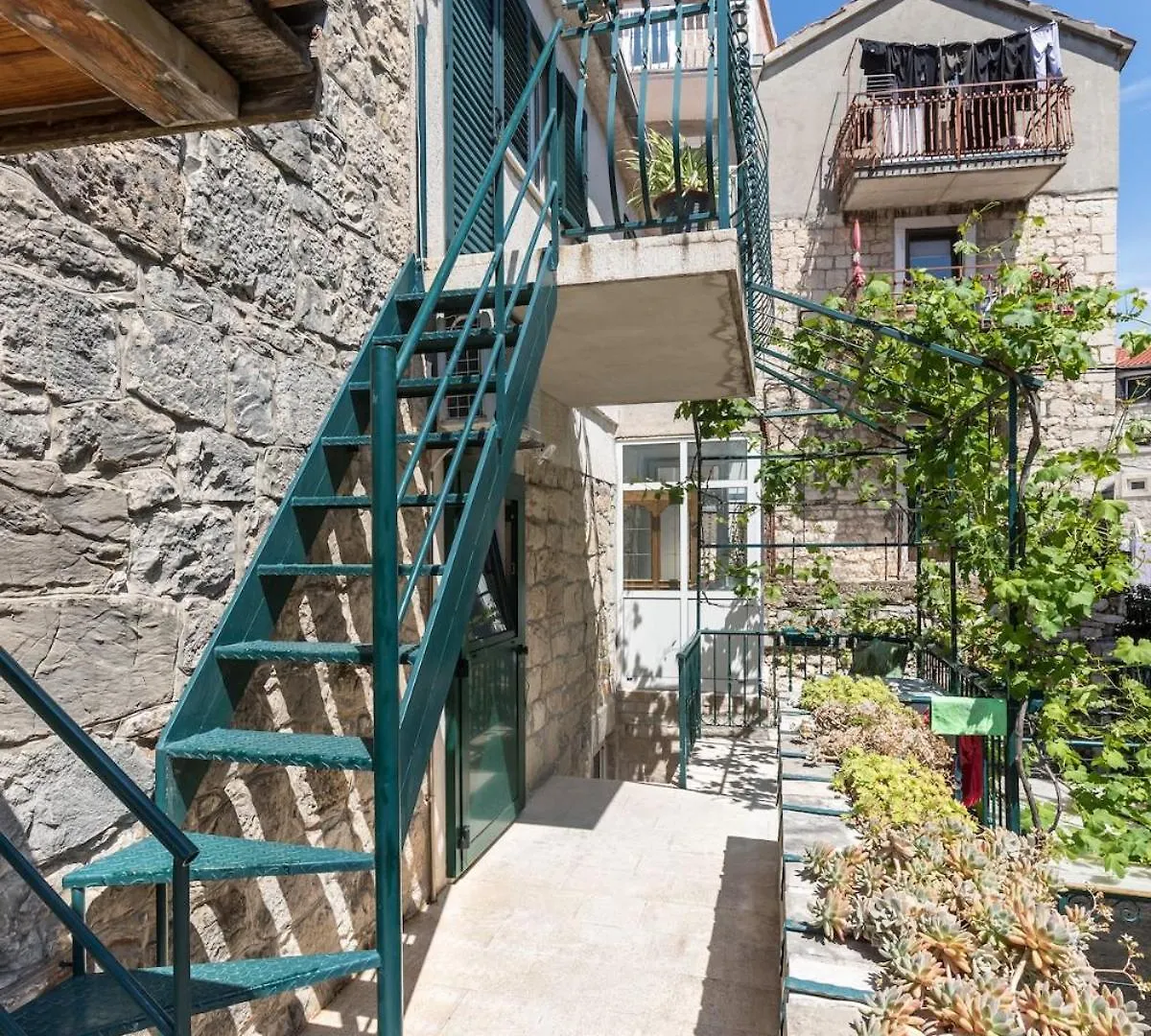 Luxury Apartment In Old Town Center With Sea View Split